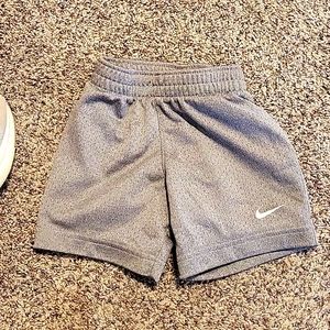 2t nike shorts